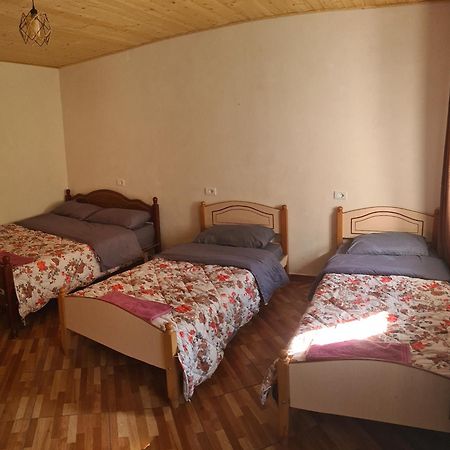 Guest House Emanueli Tropoje Esterno foto